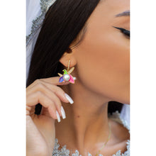 Qalereya görüntüsünə şəkil yükləyin, &quot;Xarı Bülbül&quot; dizaynlı əl işi premium italyan gümüşü dəst, qızılı-qaşlı
