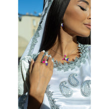 Qalereya görüntüsünə şəkil yükləyin, &quot;Xarı Bülbül&quot; dizaynlı əl işi premium italyan gümüşü dəst, gümüşü-qaşsız
