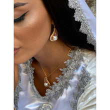 Qalereya görüntüsünə şəkil yükləyin, &quot;Buta&quot; dizaynlı əl işi premium italyan gümüşü dəst, qızılı-bənövşəyi
