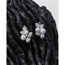 Qalereya görüntüsünə şəkil yükləyin, Yarpaq dizaynlı italyan gümüşü premium mirvari dəst
