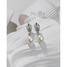 Qalereya görüntüsünə şəkil yükləyin, Yaşıl kristal qaşlı italyan gümüşü premium mirvari dəst
