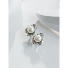 Qalereya görüntüsünə şəkil yükləyin, Balıqqulağı dizaynlı qaşsız italyan gümüşü premium mirvari dəst
